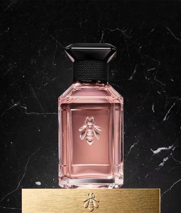 Parfumica - Prestijli Markaların Online Parfüm Satış Sitesi